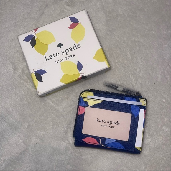 Kate Spade Wallet - Picture 3 of 3
